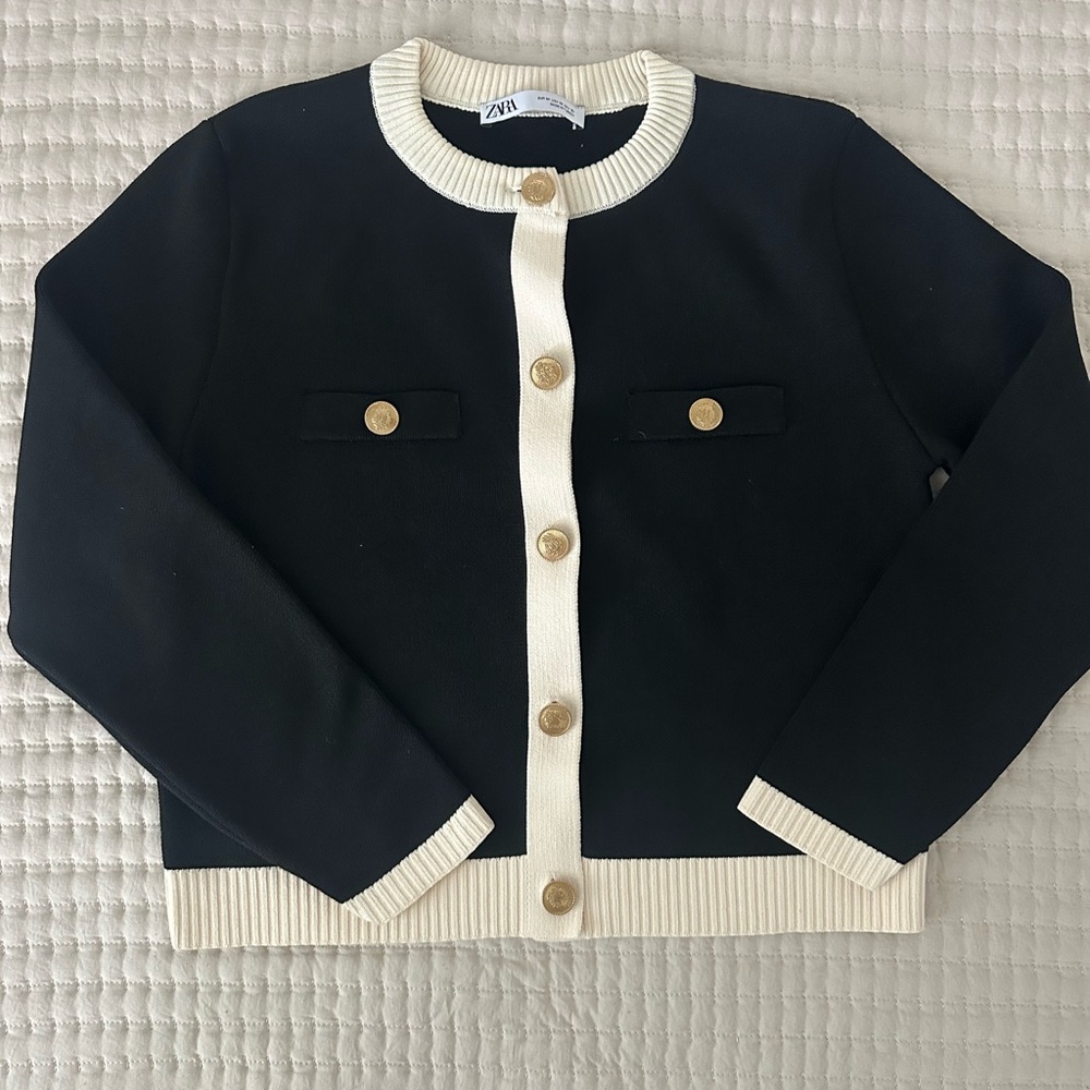 Zara Black and Cream Contrast-Trim Gold Button Cardigan